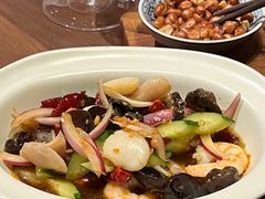 捞汁小海鲜-肆海小川菜酒馆Wine Bistro (青年路店)