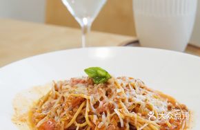 Fresh Tomato Meat Sauce Organic Pasta