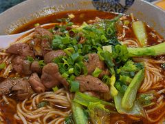 红烧肥肠小面-丁丁猫重庆小面(徐州路店)