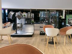 -贵州贵星奔驰4S店(观山湖店)