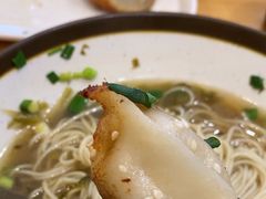 -小姜锅贴(凤凰街店)