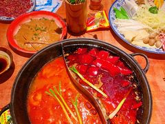 -周小明火锅(黑金冠社区店)