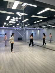 -Heartbeat舞蹈工作室