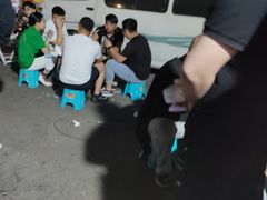 -劳动公园新疆人烤腰子