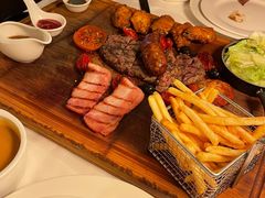 -火车头法国西餐厅