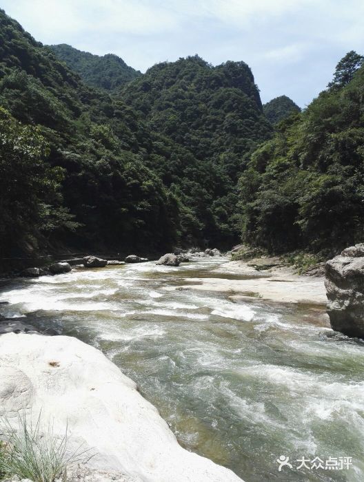 浙东大峡谷风景区图片