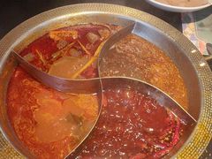 -廖掌柜·重庆鲜货火锅(上海首店)