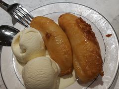 冰淇淋配炸香蕉-关夫人餐厅(阳光广场店)