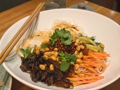 -山茶云南菜(永安里店)