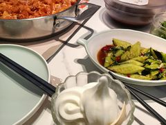 -黄记煌三汁焖锅(新佳丽江汉路店)