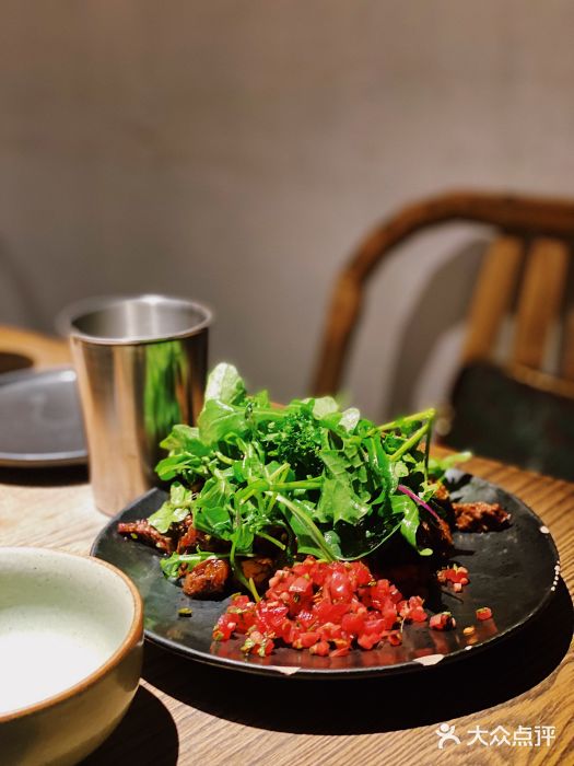 毛辣果·酸炭烤牛肉图片