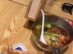 -魔都三兄弟酸辣粉·蘸卤炸串(虹桥万科店)
