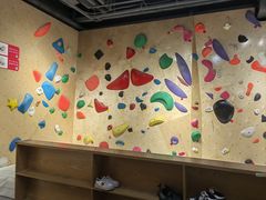 -ROCKPLUS攀岩馆(环宇城店)