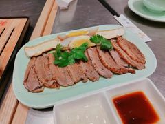 -潮界(LU·ONE凯德晶萃广场店)