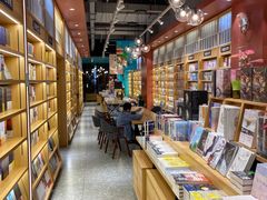 -韬智书店(临桂吾悦店)