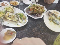 -岛中岛·海鲜大排档·万宁老字号(东澳店)