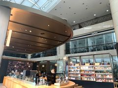 -星巴克(北京西大望路温特莱店)