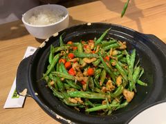 砂锅刀豆丝-胡子大厨·超级小炒肉(晶耀前滩店)