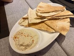 鹰嘴豆泥烤饼-Pita's&Tika's中东和印度风味餐厅(龙湖天街店)