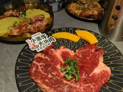 小黑牛大块肉-小黑牛烤肉(聚隆店)
