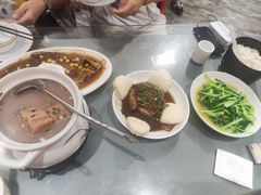 -梓檚中餐厅湖北菜小龙虾武昌鱼排骨藕汤(黄鹤楼店)