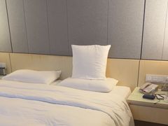 -国际青年会议酒店
