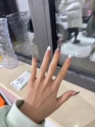 -艾珂·美甲美睫