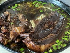 -小龙大肉面馆