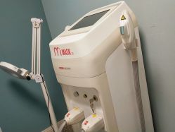 -咪咪专业脱毛连锁机构