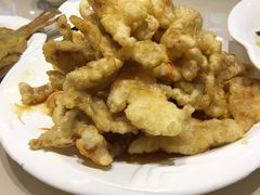 -老码头黑皮肘子锅包肉(赣水路店)