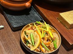 -银米·云南传统过桥米线(双廊黑金冠店)