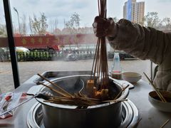 -签签飞串串火锅