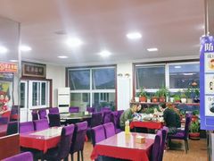 大堂-北京龙庆四季香农家饭庄·灶台鱼·碳烤虹鳟鱼(龙庆峡店)