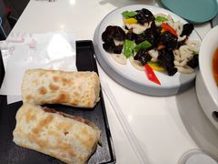 -高玛纳驴肉火烧(一世界店)