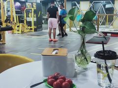 -可逸运动24小时健身