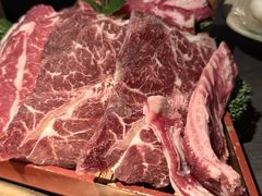 -铭牛烧肉·和牛海鲜自助(高新月牙湖店)