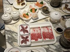 -半岛翡丽海鲜自助餐厅(观风亭店)