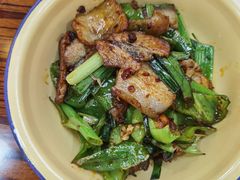 -山城欢现炒食堂(上海城店)