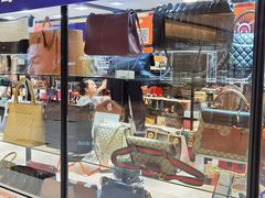 -宝龙城(杭州滨江店)