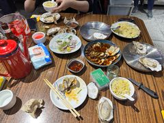 -蚝堡·生蚝海鲜烧烤物种起源•海肠捞饭(刘公岛店)