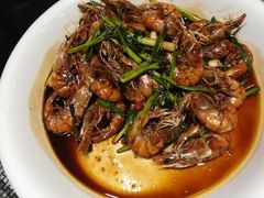 油爆基围虾-茶叁酒肆·楚味江湖(菱角湖店)