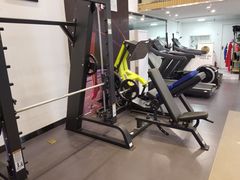 -思迈威健身(积玉桥万达店)