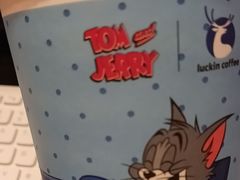 -瑞幸咖啡(大连罗斯福广场一层店)