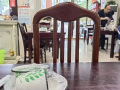 -余杨鸭鸭餐厅