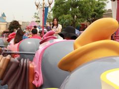 -小飞象旋转世界
