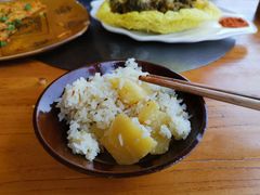 -郑件洋芋饭庄