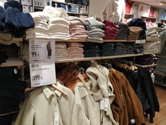 -优衣库(哈尔滨中央大街店)