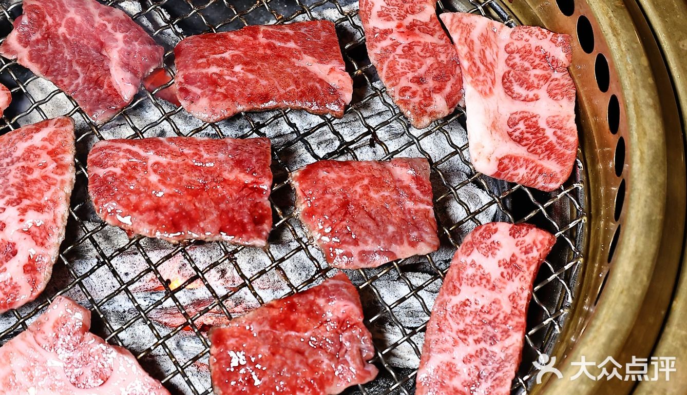 一口入魂的日式烧肉店，靠特别的酱料出圈！