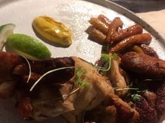 泰味慢烤鸡-Brut Eatery悦璞食堂(建国东路店)