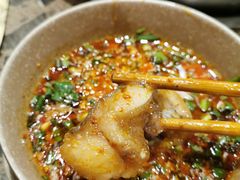 -肖肖酸萝卜鱼火锅(总店)